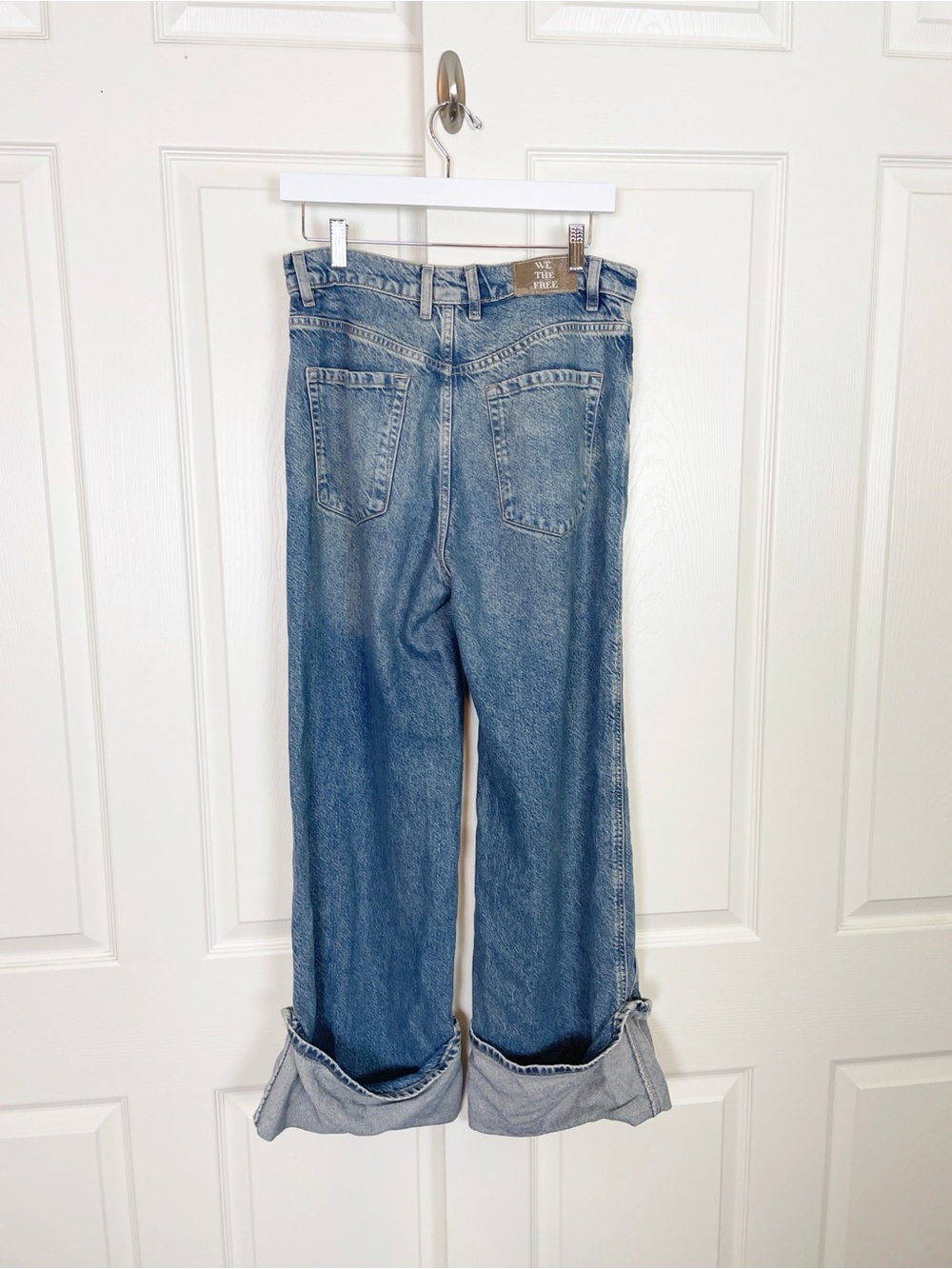 Free People We The Free Final Countdown Wide Leg Cuffed Jeans Sz 26 - Picture 5 of 10